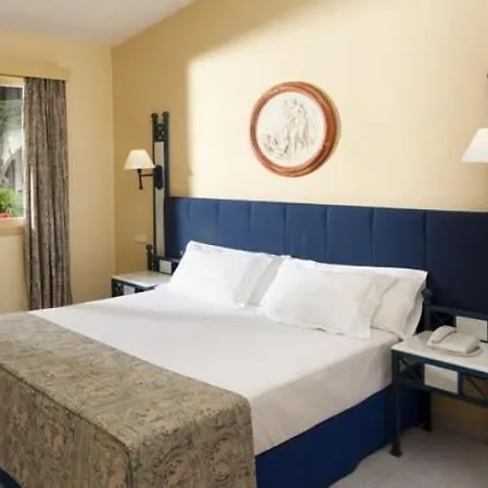 Hotel Parque San Antonio 4*
