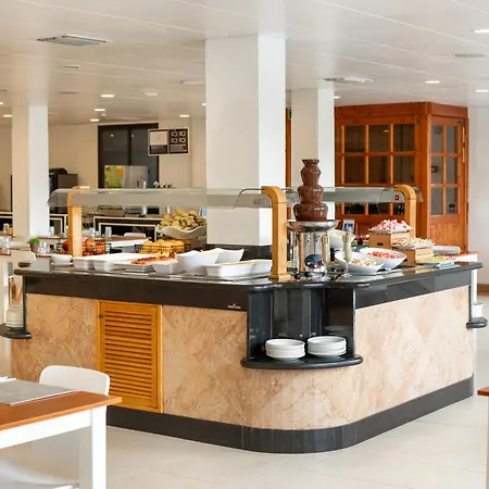 Parque San Antonio Szálloda 4*